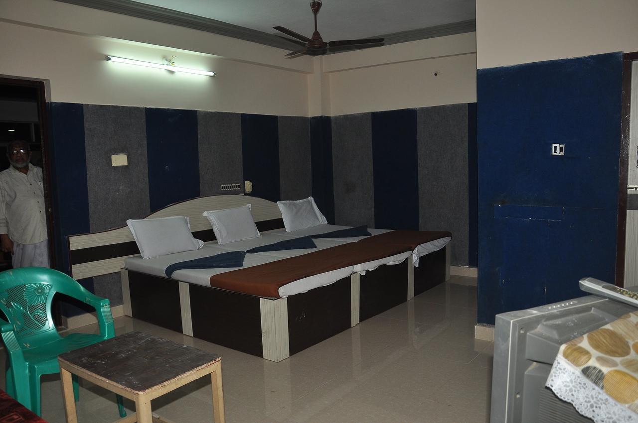 Hotel Mim Park Kumbakonam Esterno foto