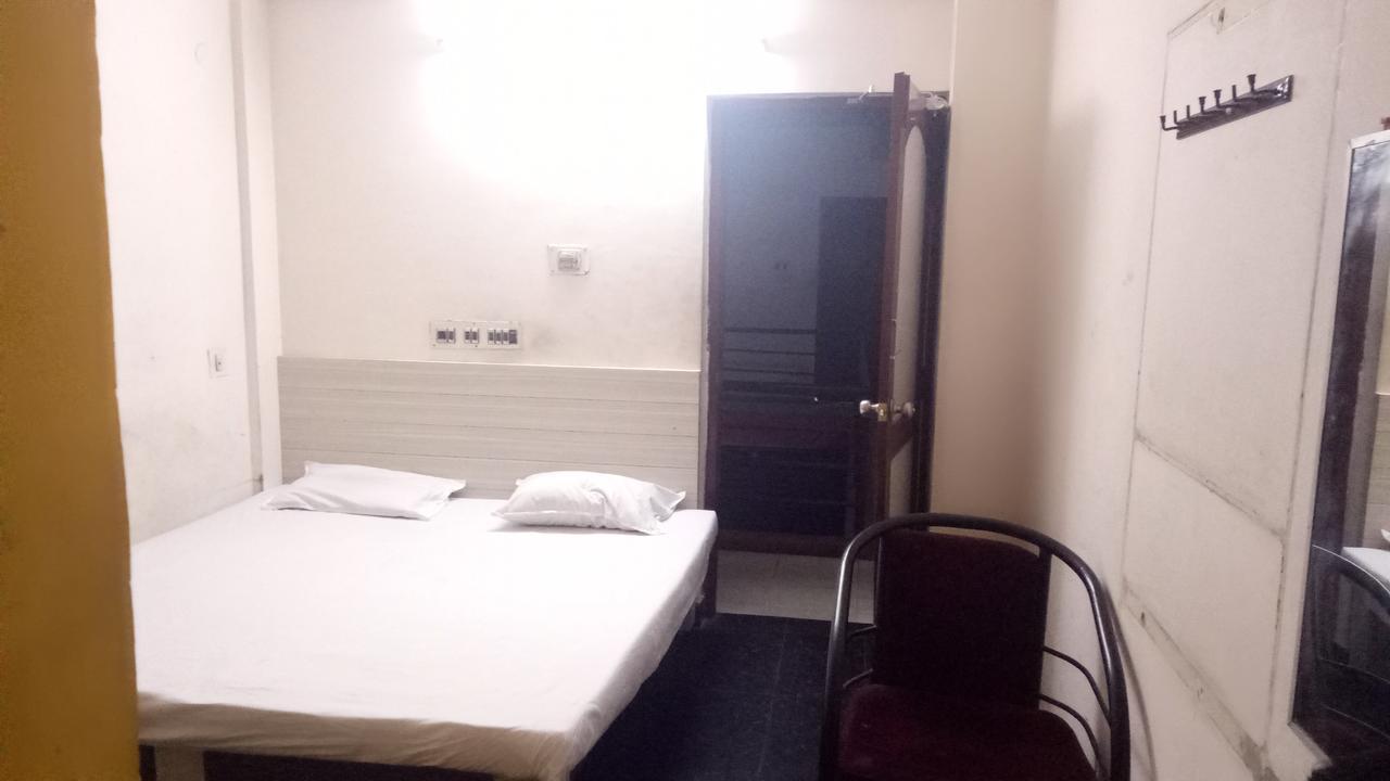Hotel Mim Park Kumbakonam Esterno foto