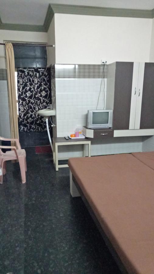 Hotel Mim Park Kumbakonam Esterno foto